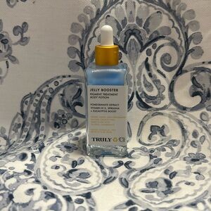 NEW Truly Beauty Jelly Booster Pigment Body Potion